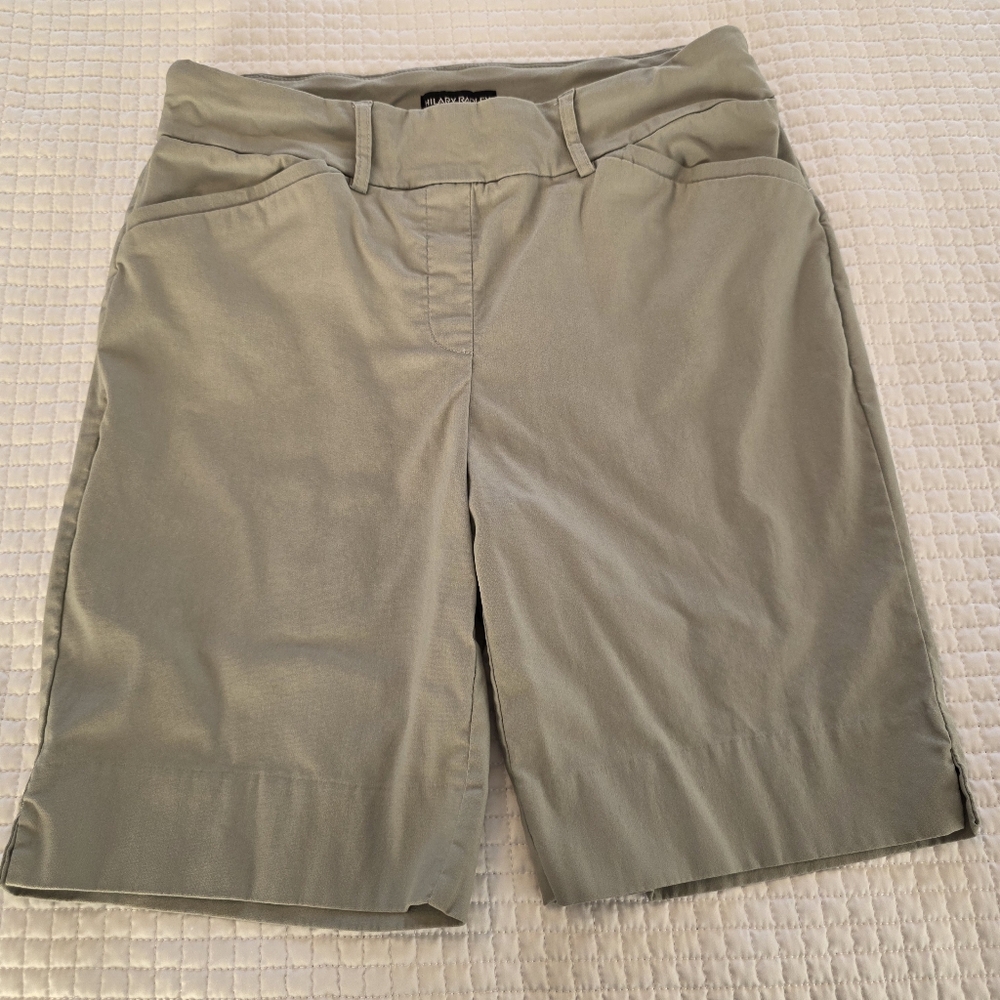 Hilary Radley Women’s Stretch Khaki Bermuda Shorts Size M